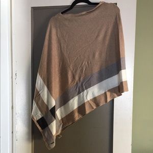 NWT Calvin Klein shawl/poncho